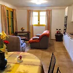 Clair De Lune Sur 6000 M2 Clos, Et Arborés Appartement *
